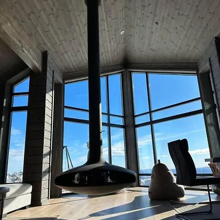 Hébergement de vacances Panoramahytte Pa Med Sauna Og Jakuzzi ,luxus Peisen